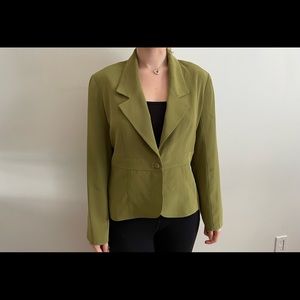 Early 2000’s designer “Price Roman” blazer!